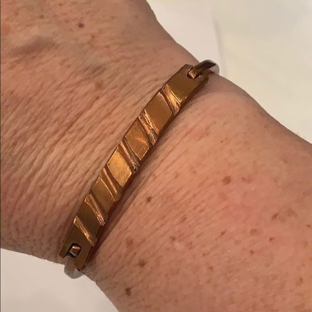 💐5/25 copper textured clasp fitted bangle